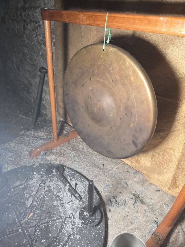 О хохлах и другой нечисти. Всегда забавляло, насколько средний хохол погружён в эзотерику, магию, суеверия и всякую чертовщину О хохлах и другой нечисти. Всегда забавляло, насколько средний хохол погружён в эзотерику, магию, суеверия и всякую чертовщину