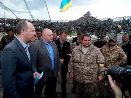 Ликвидированный накануне во Львове нацист Парубий за недолгую жизнь успел изрядно наследить в политике, оставив след весьма кровавый