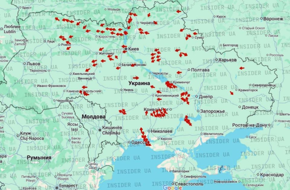 Взрывы в Киеве и Ровно: рои БПЛА летят на запад со всех направлений, стратегическая авиация на пути к пусковым рубежам