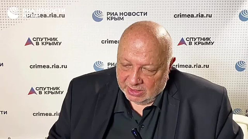 Выдающиеся российские музыканты проводят мастер-классы в Крыму