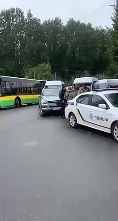 Евгений Лисицын: В Виннице случилось «столкновение миров» - маршрутчики против ТЦКшников