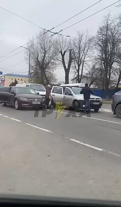 В Виннице ТЦК на машине несколько раз сбили человека