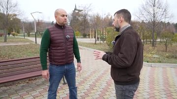 «Противник, практически находясь в окружении, конечно, не имеет возможности полноценно выдерживать тот натиск и сдается уже в плен»: глава ДНР Денис Пушилин рассказал о положении дел в одной из самых горячих точек в Донецкой...