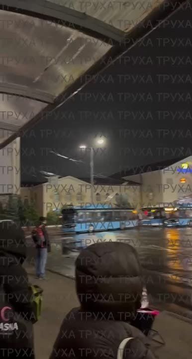 В Виннице из-за недостатка напряжения в сети вновь встали троллейбусы