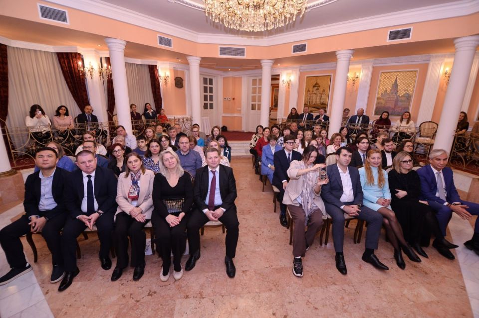 11 ������� � ���������� ������ � ������������ ��� ����������� ������������� �������, ������������ ����� � ���� �������� ��������, ������� ���������� � ���� ���� � 80-����� ������ � ������� ������������� ����� 1941-1945 ��. �...