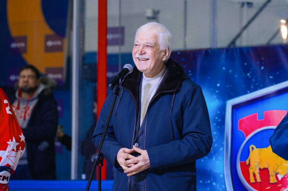 Товарищеский матч «Легенд хоккея» и «Ветеранов Брестской области» Товарищеский матч «Легенд хоккея» и «Ветеранов Брестской области»