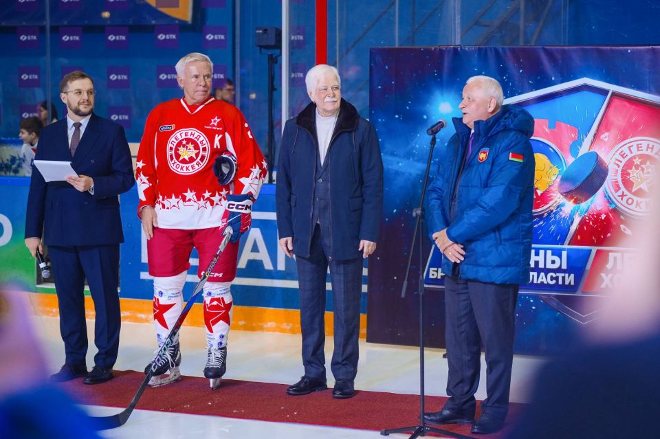 Товарищеский матч «Легенд хоккея» и «Ветеранов Брестской области» Товарищеский матч «Легенд хоккея» и «Ветеранов Брестской области»