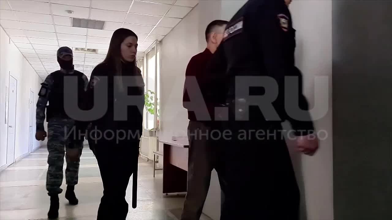 «Слушал приговор в полуобмороке и не понимал, сколько ему дали»: свердловского олигарха Гайсина отправили в колонию на 14 лет