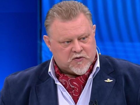 Владислав Шурыгин: Александр Зимовский:. Итак, мы начинаем