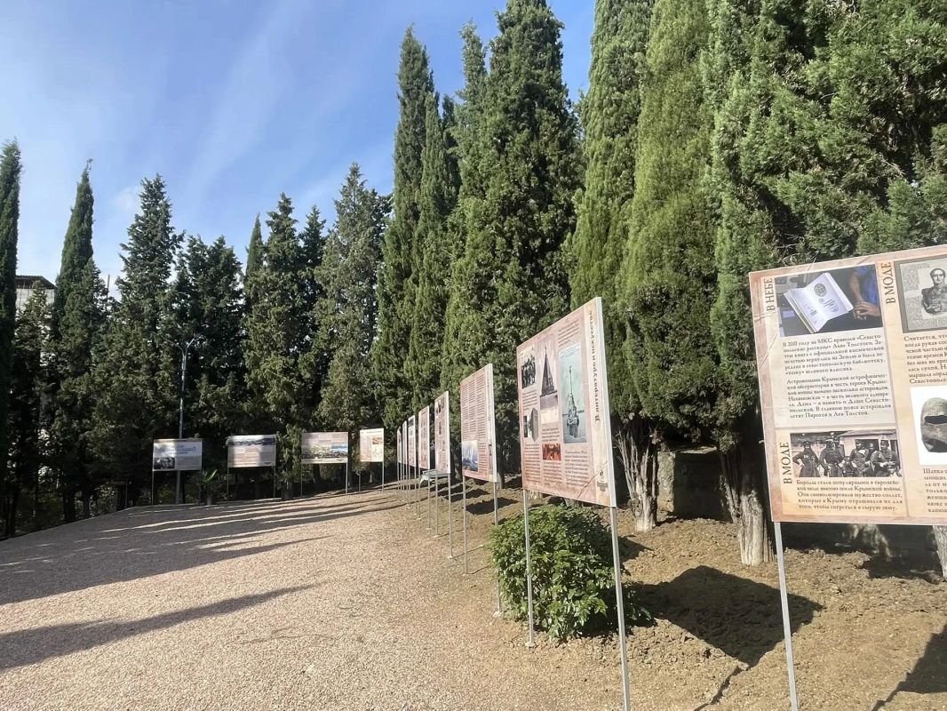 В Алуште открылась выставка к 170-летию окончания Крымской войны В Алуште открылась выставка к 170-летию окончания Крымской войны