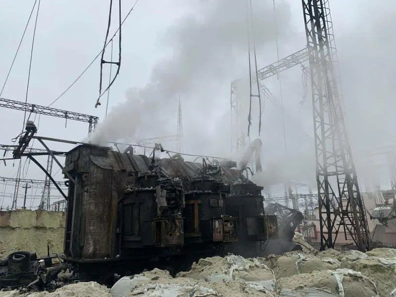 Конец света. Украинская энергосистема получила очередную серию сокрушительных ударов, вызвавших отключения в Киеве и регионах